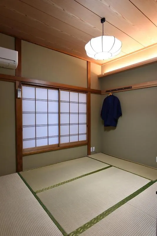 Ryokan Sansuiso Tokio Japón